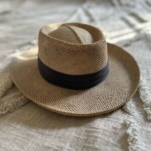 ♥️VINTAGE STRAW HAT